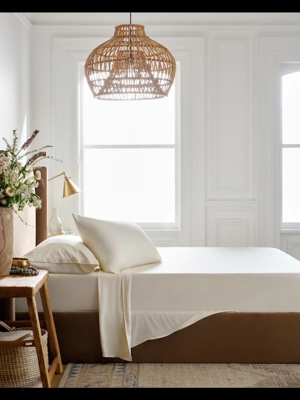Quince NWOT Bamboo Fitted Sheet Set - With Shams & Flat Sheet - King - Ivory